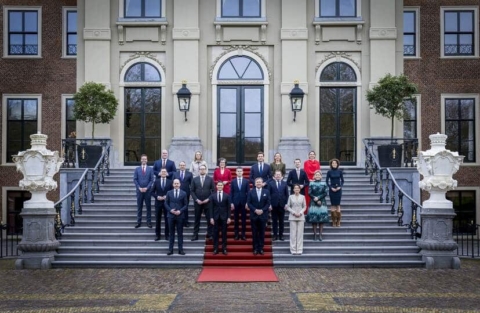Kabinet ziet af van snellere stijging AOW-leeftijd